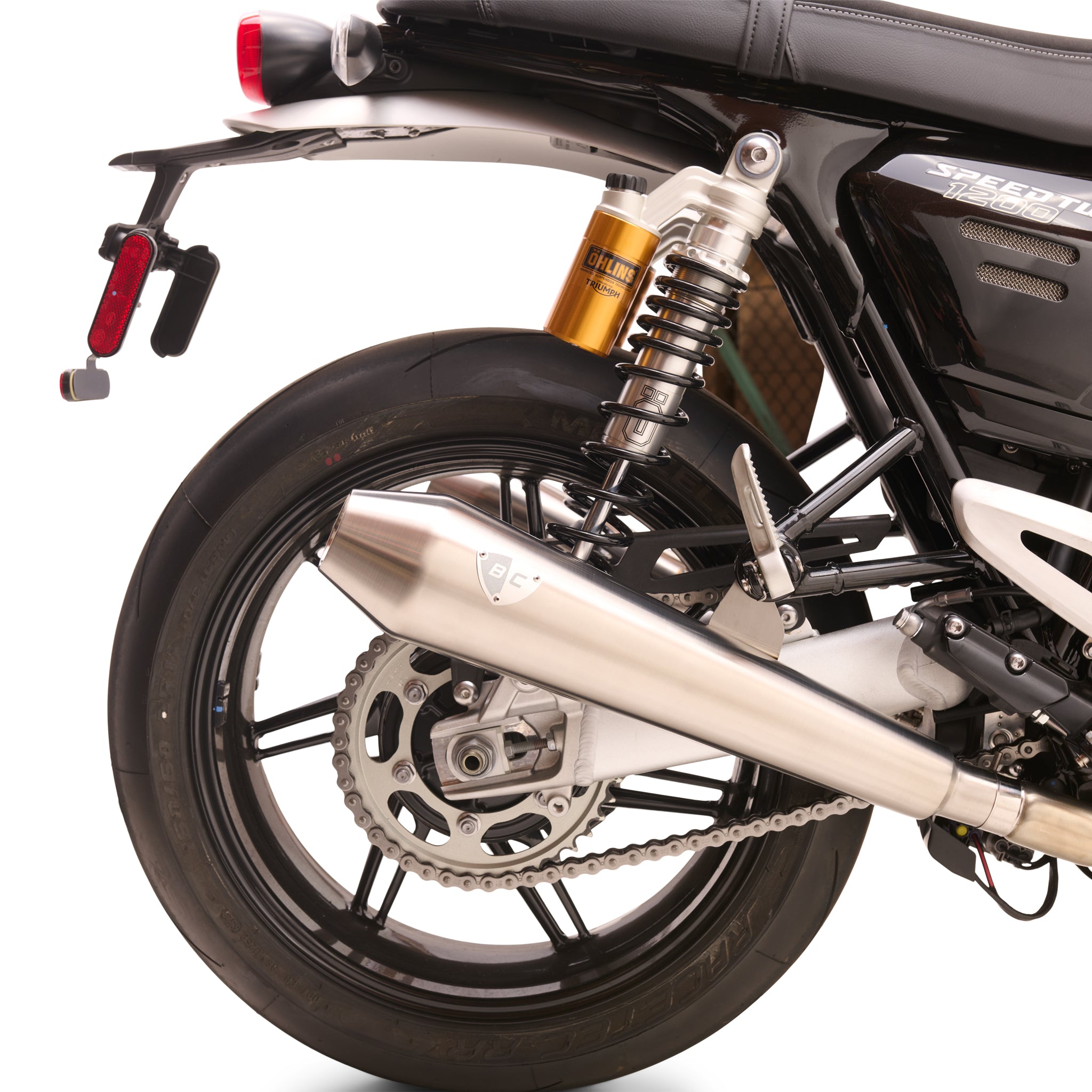 British Customs Predator Pro 2.0 for Triumph Speed Twin 1200RS Brushed 01