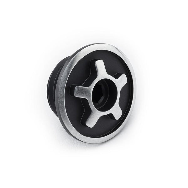 CM104-001-CG_1_10194731-fee6-