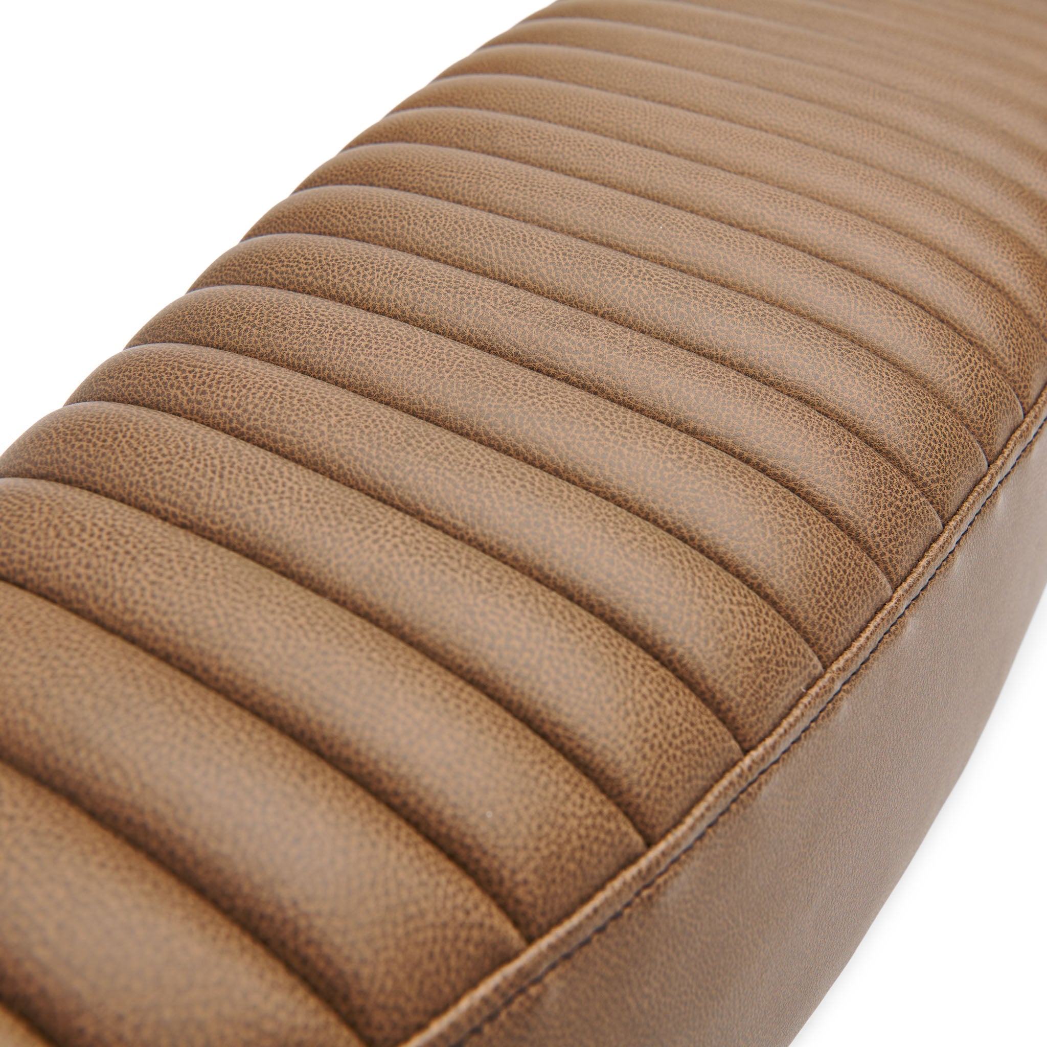Brown Slammer 2.0 seat on the bike, seat and tank in frame