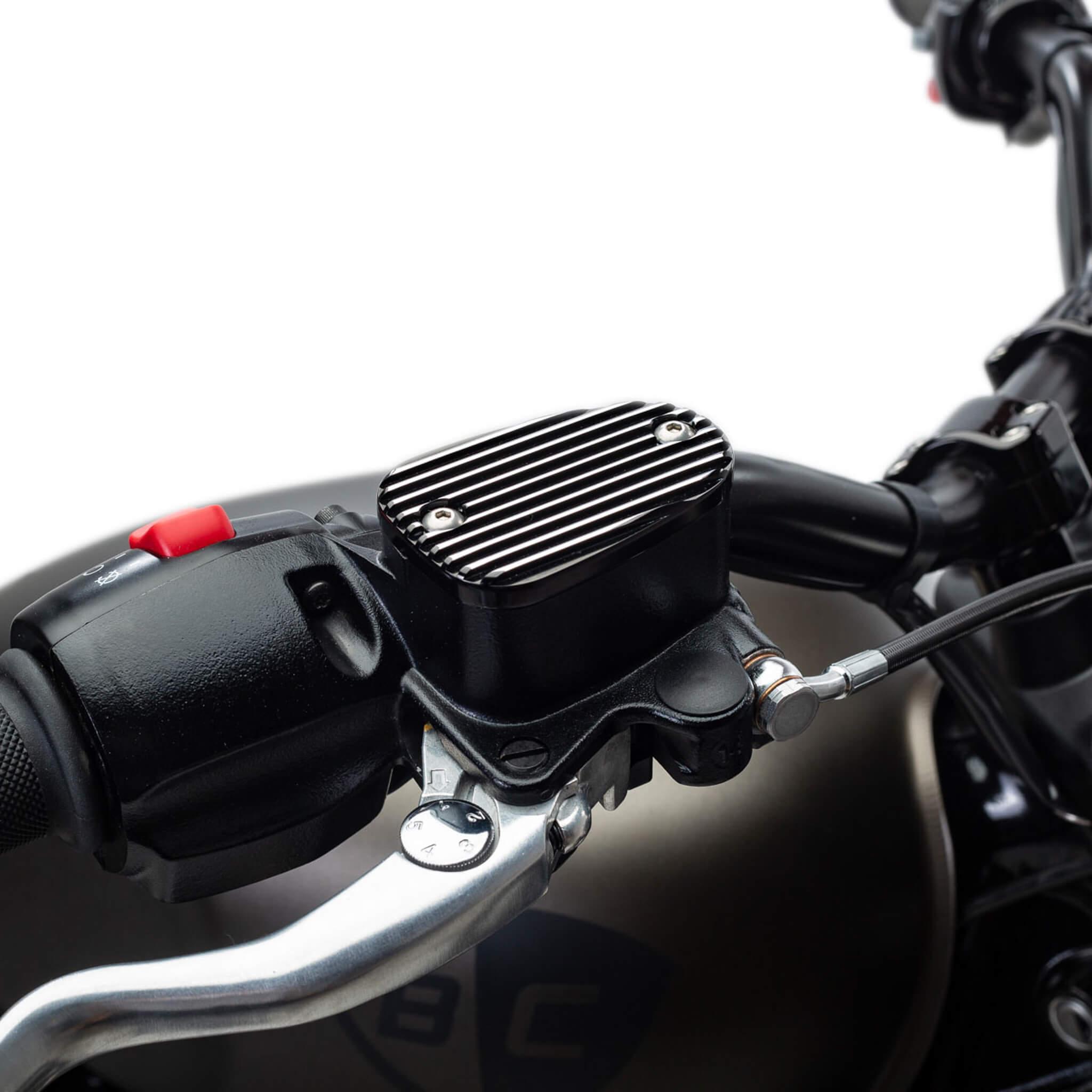 Best Finned Master Cylinder Cover for Triumph Motorcycles - British Customs