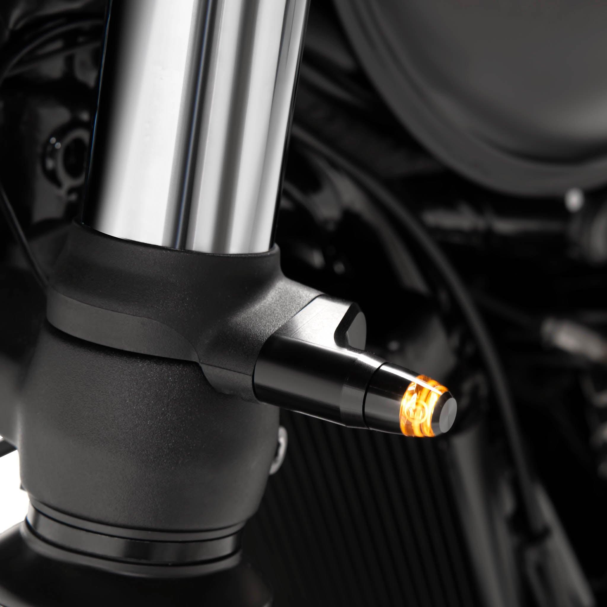 Mo.Blaze Pin + Pan Tail Light Lighting Package for Triumph Bobber & Bobber Black - British Customs