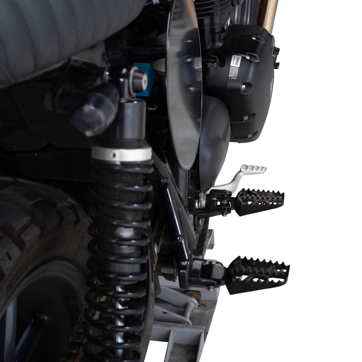 Footpeg Kit Off Road Foot Peg Kit for Triumph Bonneville/Street Series Motorcycles