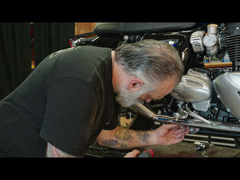 Triumph Bonneville T100 & T120 How to Install GP Carbon Exhaust