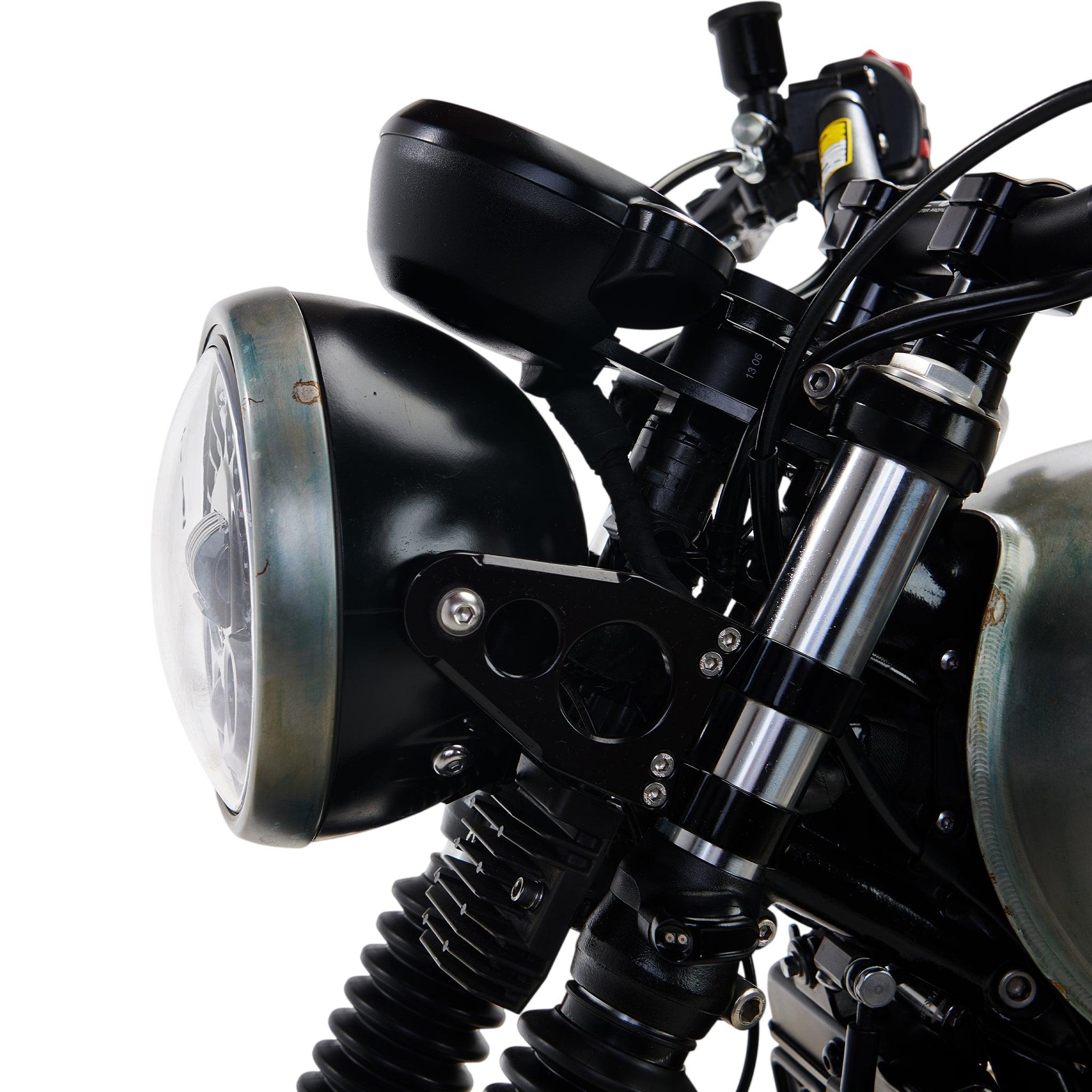 Retro Headlight Ears for Triumph Motorcycles - BC